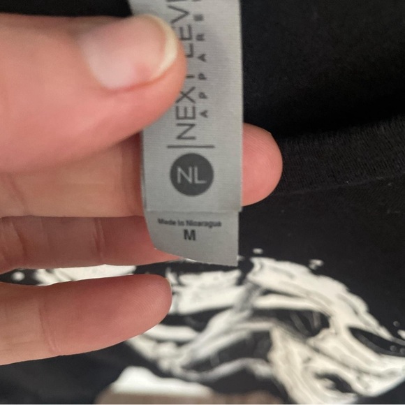 Medium black The Linda Lindas Elouise signature Bassists against Racists shirt - Picture 5 of 5